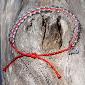 The sustainable fishing bracket-red